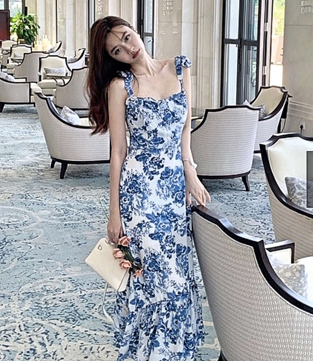 blue White Floral dress | Elegant, Stylish & Airy Designs 2XL / Blue/White blue White Floral dress | Elegant, Stylish & Airy Designs 2XL / Blue/White