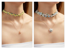 Load image into Gallery viewer, Floral Choker &amp; Necklace

