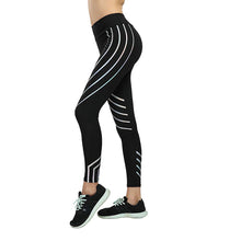 Load image into Gallery viewer, Laser Striped Printed Yoga Pants
