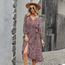 Load image into Gallery viewer, Long Sleeve Flowy Midi Dress
