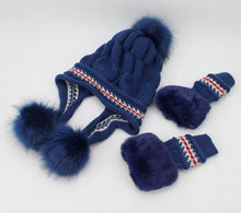 Load image into Gallery viewer, Beanie &amp; Glove Gift Set
