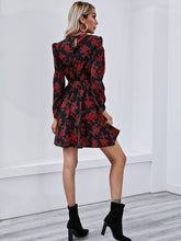 Load image into Gallery viewer, Retro Floral Print Mini Dress
